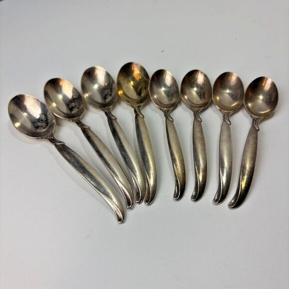FLAIR 1847 Rogers Bros IS Silverplate Flatware Silverware 8 Spoons - 2 sizes - Picture 1 of 7